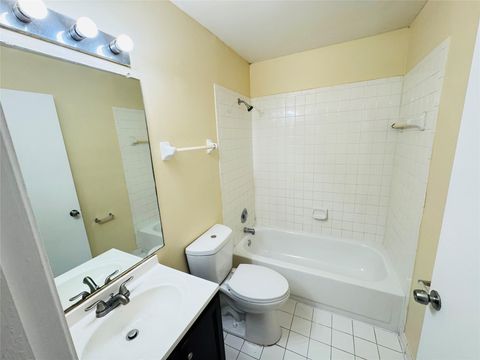 A home in Lauderdale Lakes
