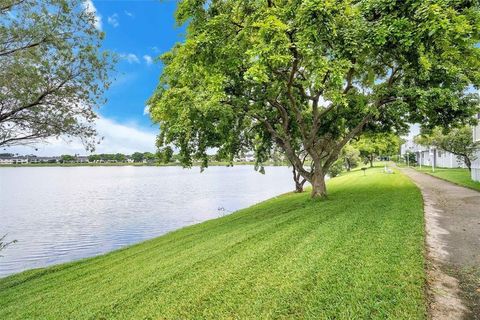 A home in Lauderdale Lakes