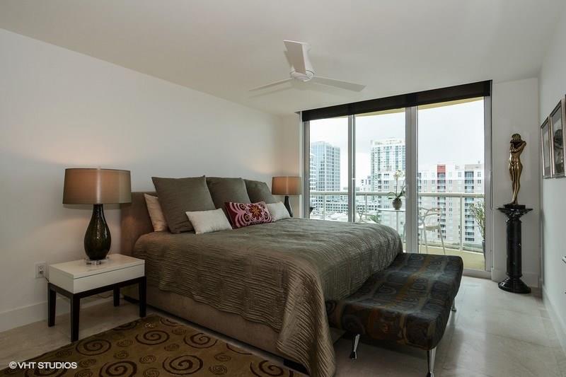 VENEZIA LAS OLAS - Residential