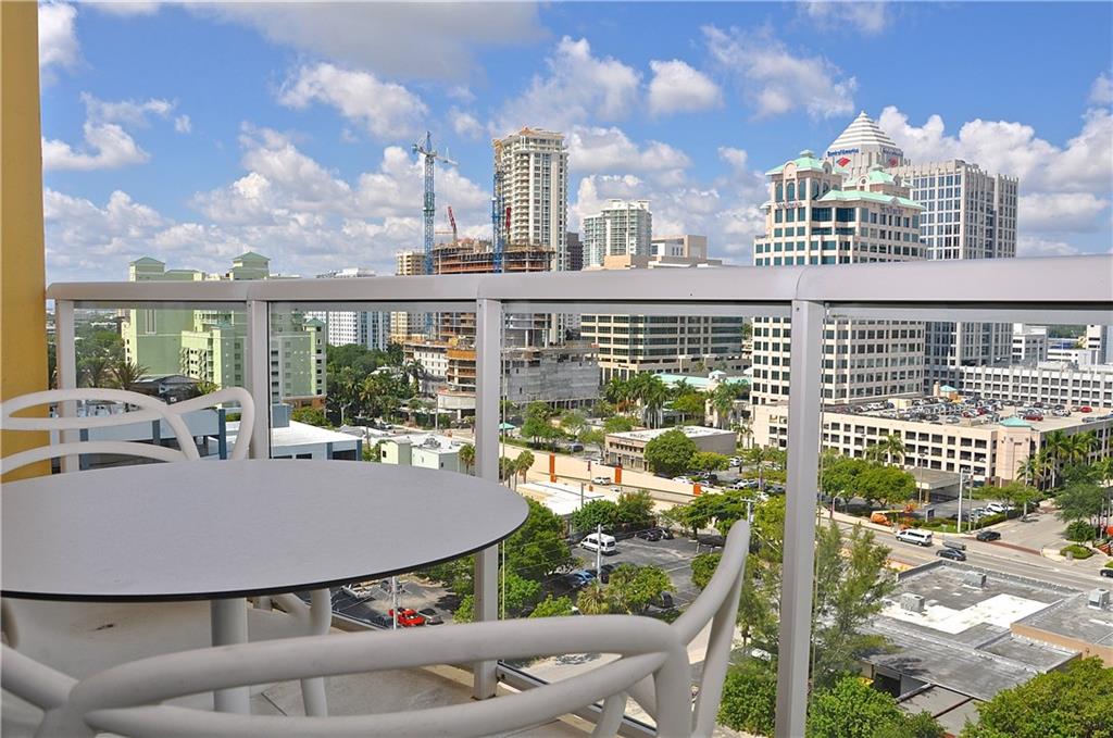 VENEZIA LAS OLAS - Residential