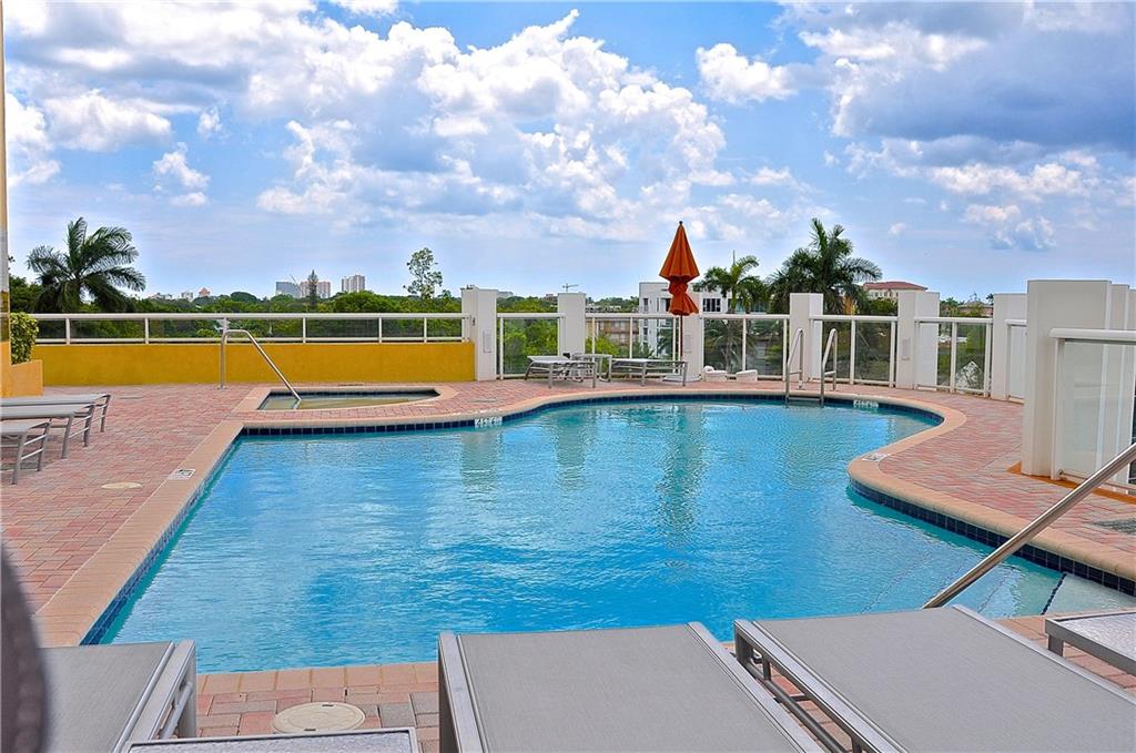 VENEZIA LAS OLAS - Residential