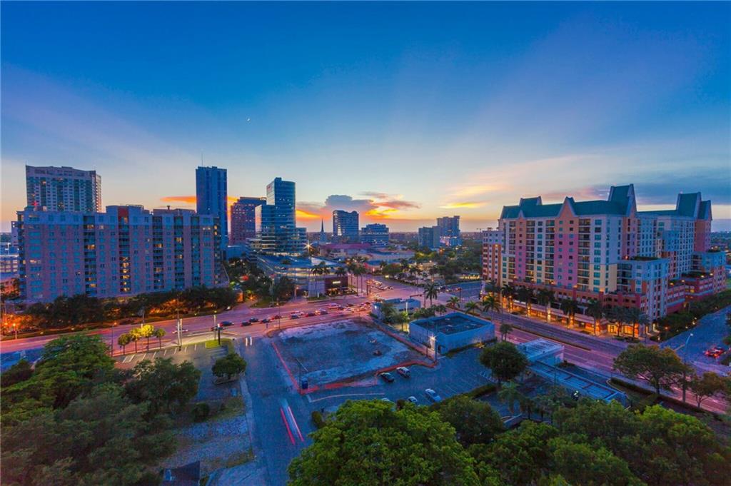 VENEZIA LAS OLAS - Residential