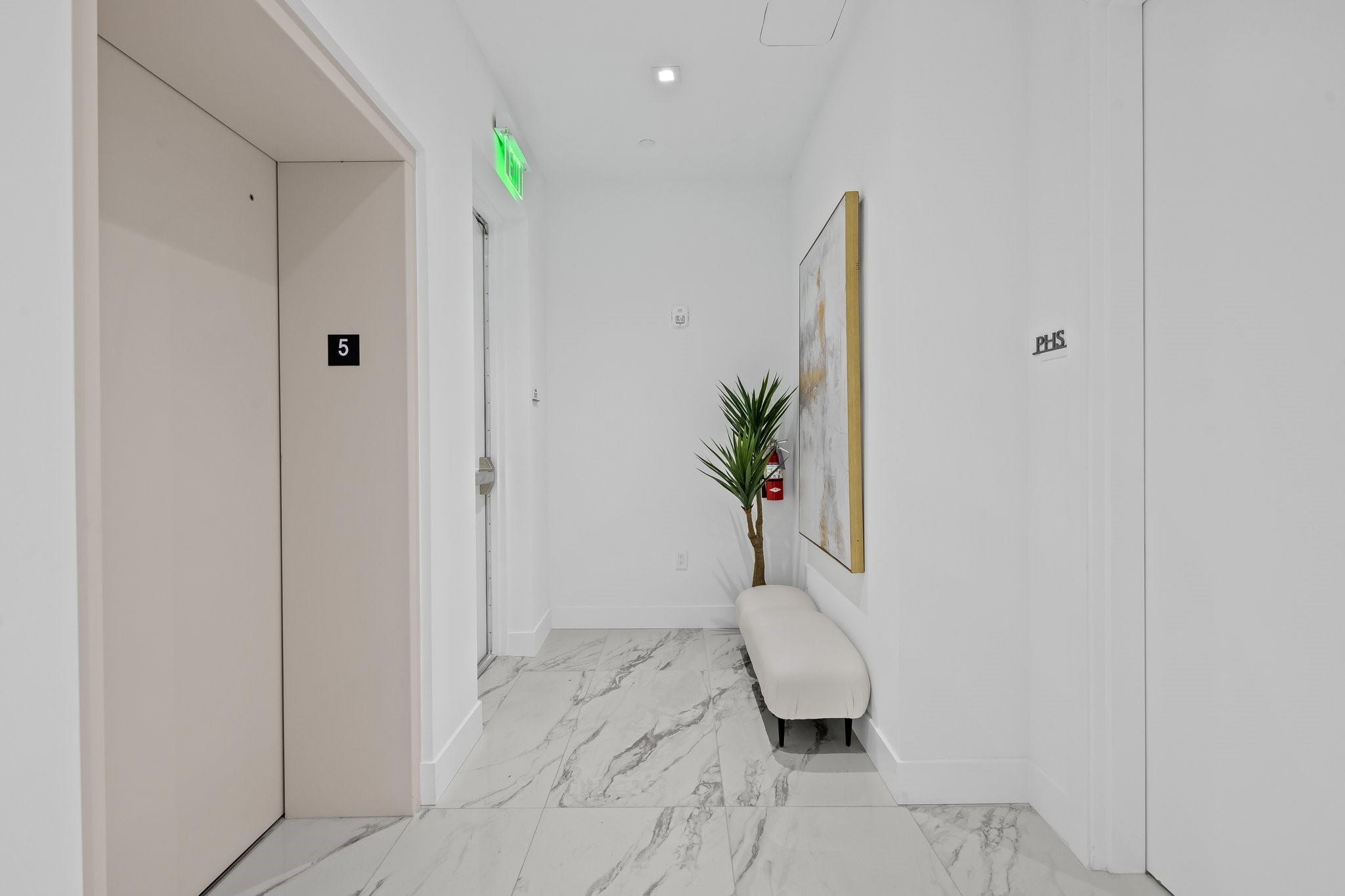 CASA MURANO - Residential