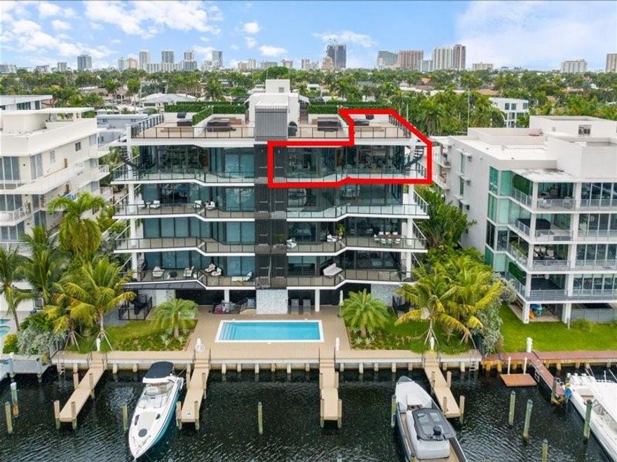 Developer's prime PENTHOUSE SOUTH in the luxury boutique 8-unit waterfront building on Las Olas isles has just been released. With sweeping, uninterrupted views of downtown's dramatic sunsets from floor to ceiling windows and your own private staircase to your own private 830sf rooftop garden with jacuzzi, summer kitchen and magical 360 views, CASA MURANO will take your breadth away. Navigate your way home after a day boating to your generous 50 x 15 BOAT SLIP. Built to perfection, this 3BD + DEN/4.5BTH features a gourmet kitchen with MIA CUCINA cabinetry, wet bar, WOLF 36' gas cooktop & WOLF 30' wall oven and SUBZERO refrigerator, a luxuriant master suite with captivating water views, duel sinks and custom walk-in closet. Other features include 2 parking spaces & whole building generator.