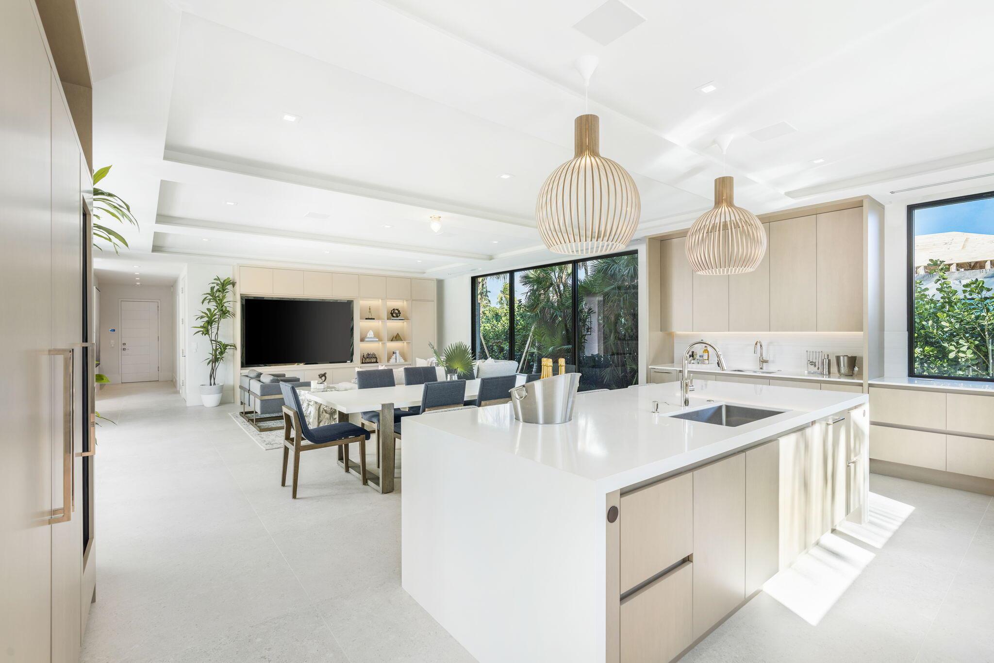 IBIS ISLE - Residential