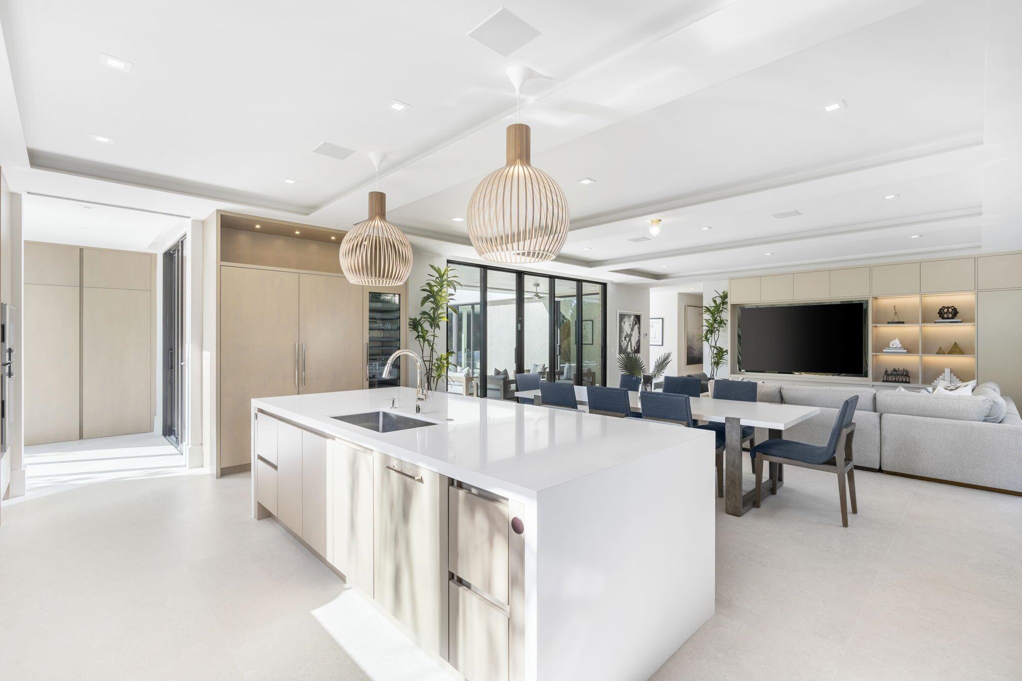 IBIS ISLE - Residential