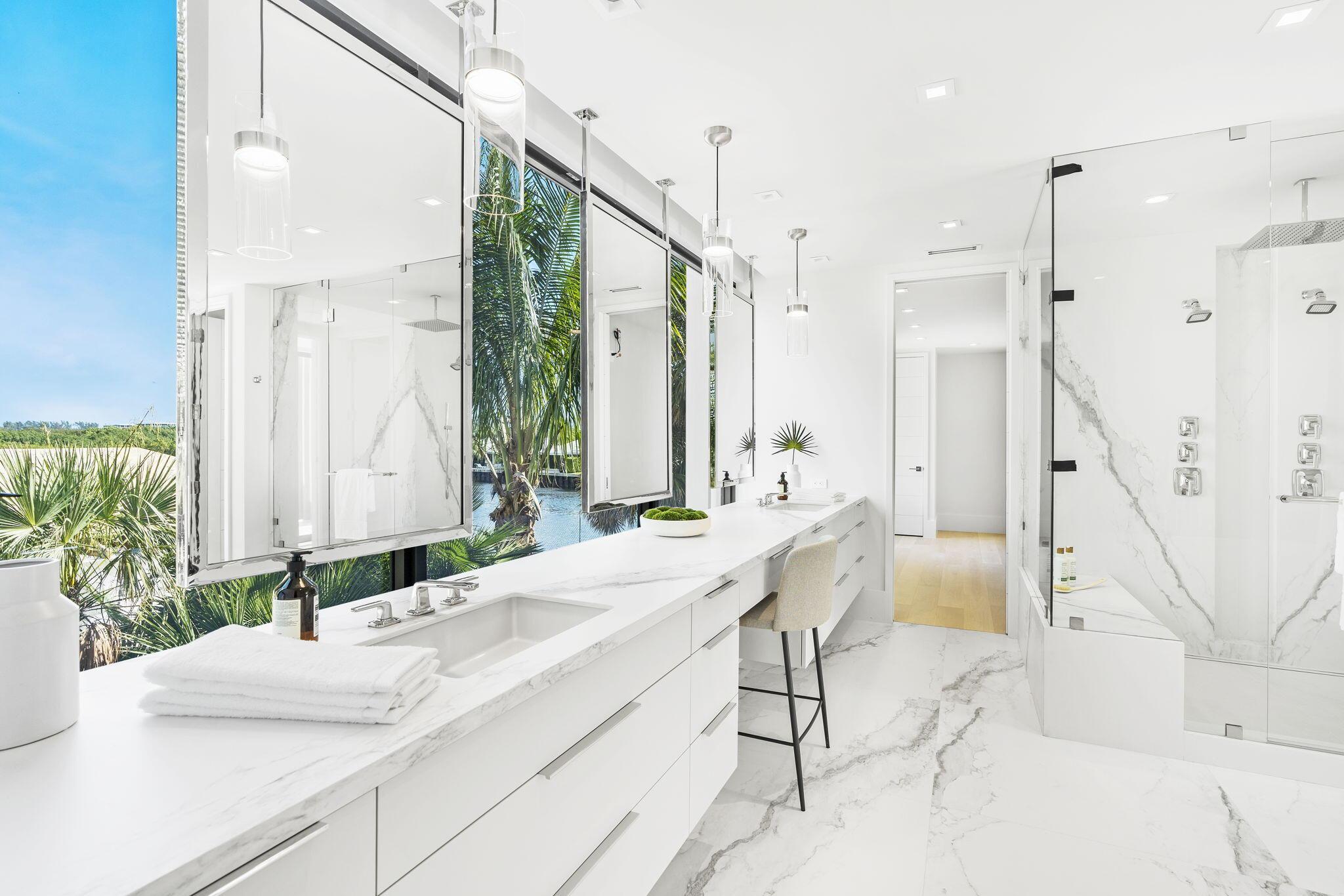 IBIS ISLE - Residential