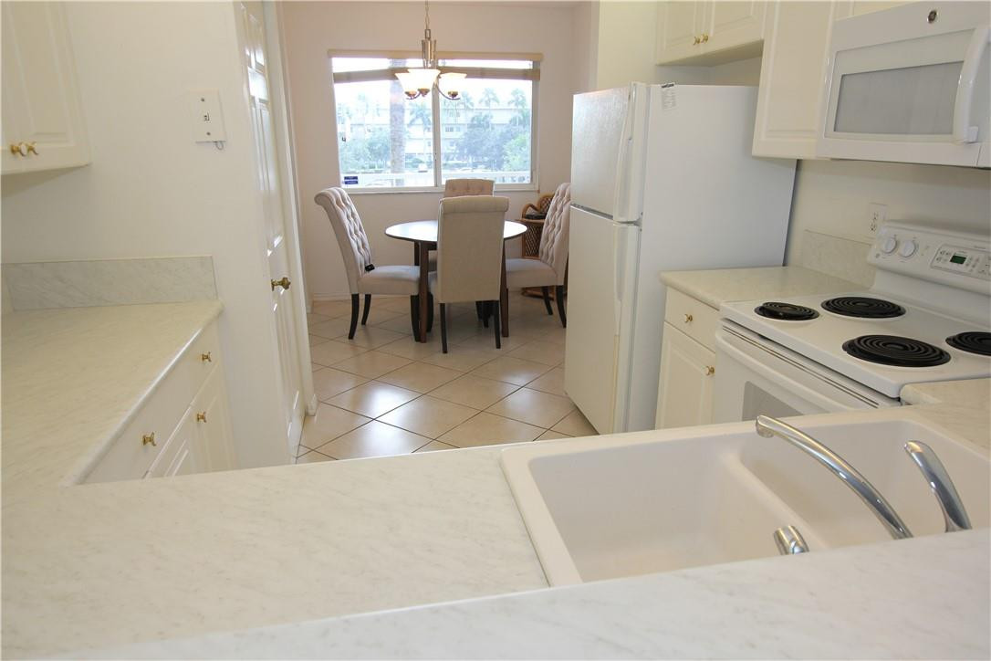 KINGS POINT - Residential