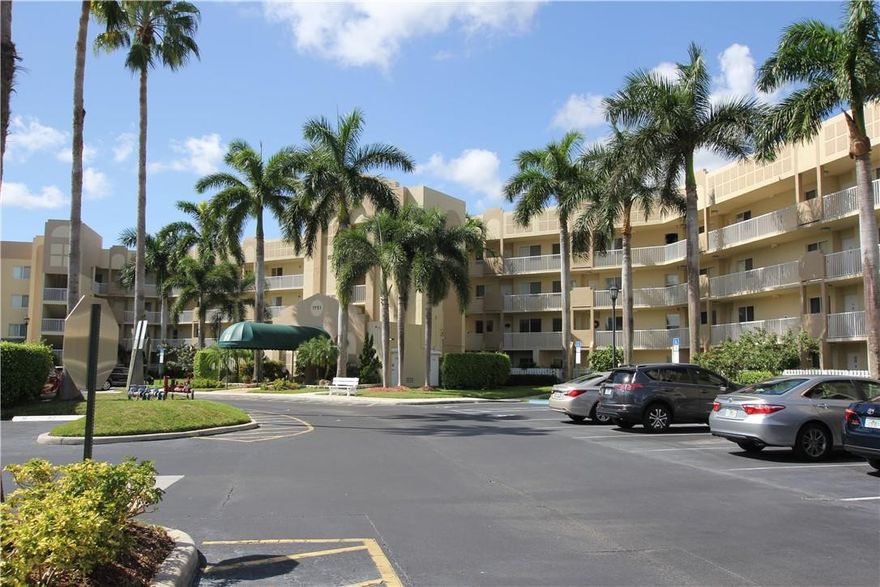 PRESTIGIOUS SOUTHAMPTON CONDO FACES NORTH/SOUTH WITH NICE WATER VIEW.  ALL TILED EXCEPT CARPETED BEDROOMS.  ENJOY ALL THE KINGS POINT AMENITIES INCLUDING FABULOUS CLUBHOUSE, COURTESY BUS SERVICE FOR SHOPPING, DOCTORS, ETC., AND PALACE THEATRE FOR ENTERTAINMENT.  CLUBHOUSE DEED PAID IN FULL FOR LOWER MAINTENANCE.  ASSOCIATION REPRESENTS ITSELF FOR THOSE AGE 55+.