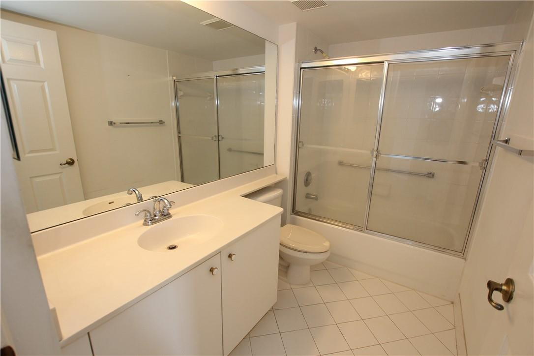 KINGS POINT - Residential