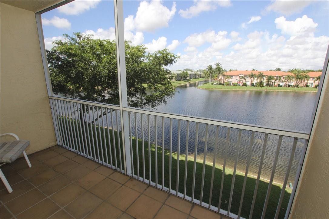 KINGS POINT - Residential