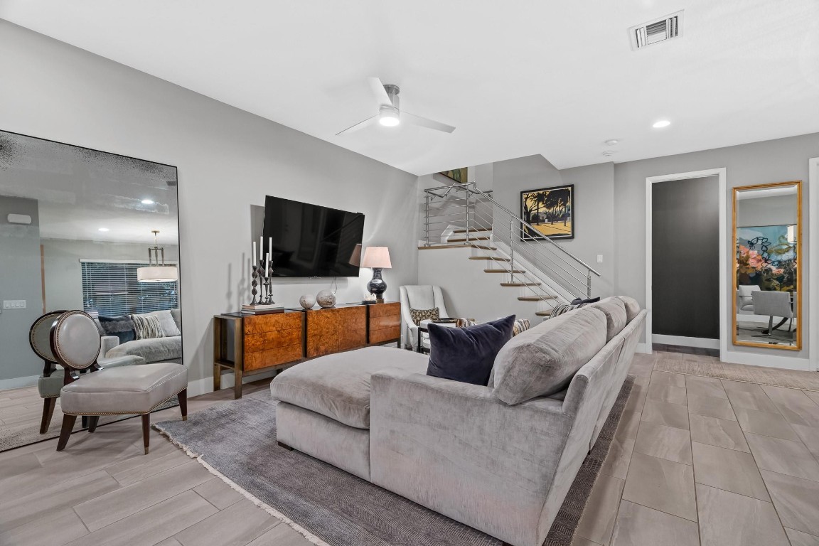 CROISSANT PARK TOWN HOMES - Residential