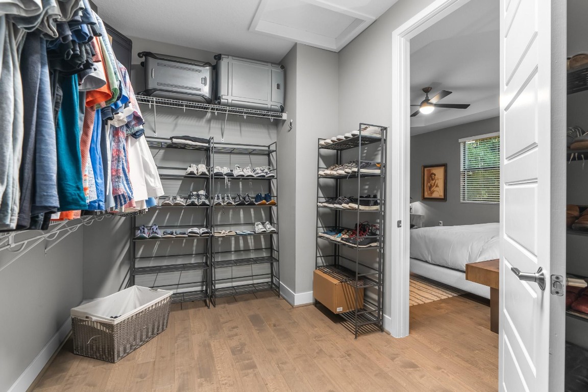 CROISSANT PARK TOWN HOMES - Residential