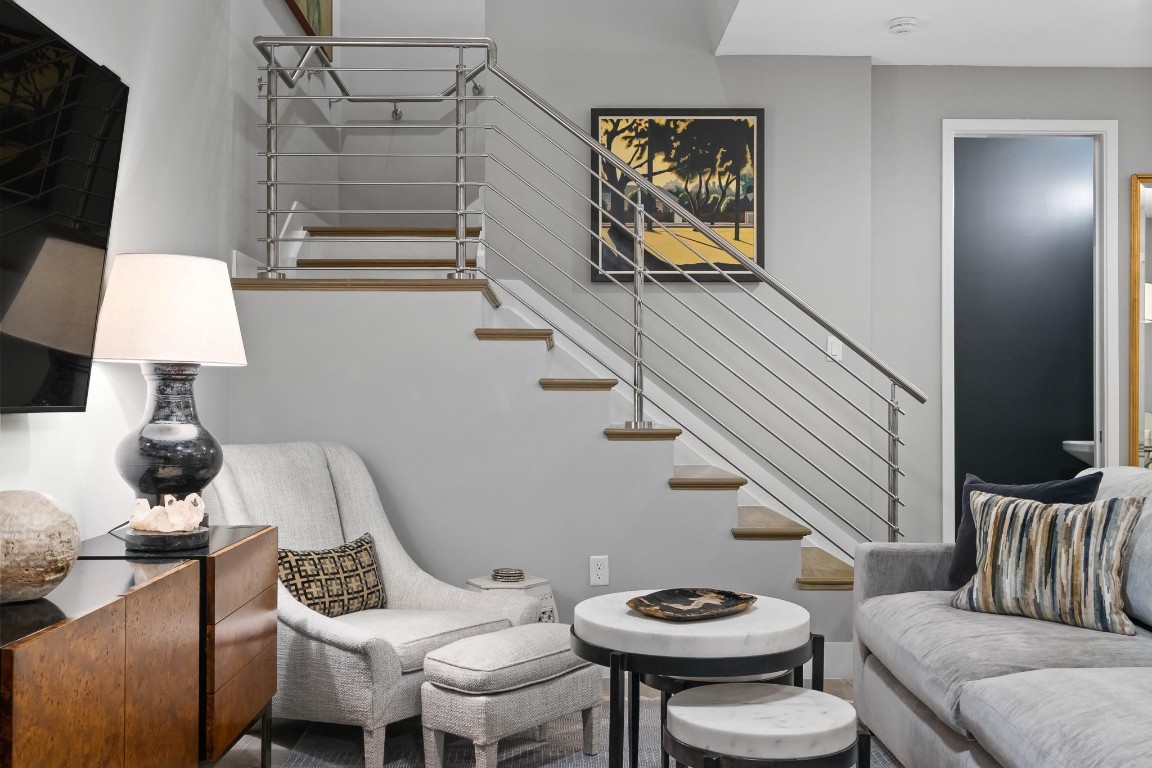 CROISSANT PARK TOWN HOMES - Residential