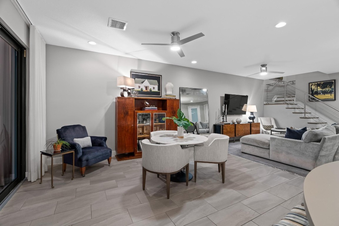 CROISSANT PARK TOWN HOMES - Residential