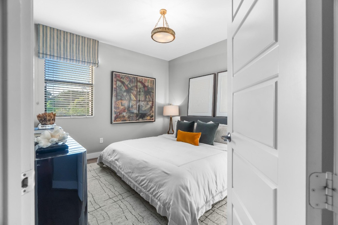 CROISSANT PARK TOWN HOMES - Residential