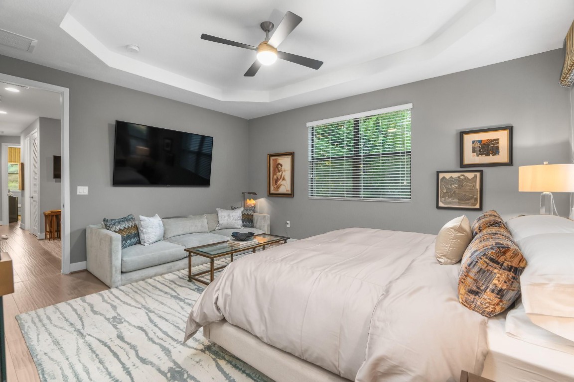 CROISSANT PARK TOWN HOMES - Residential