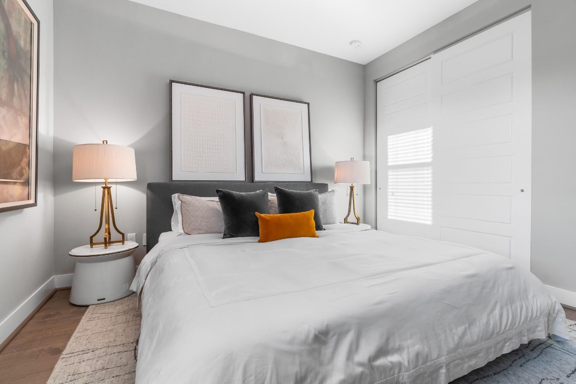 CROISSANT PARK TOWN HOMES - Residential