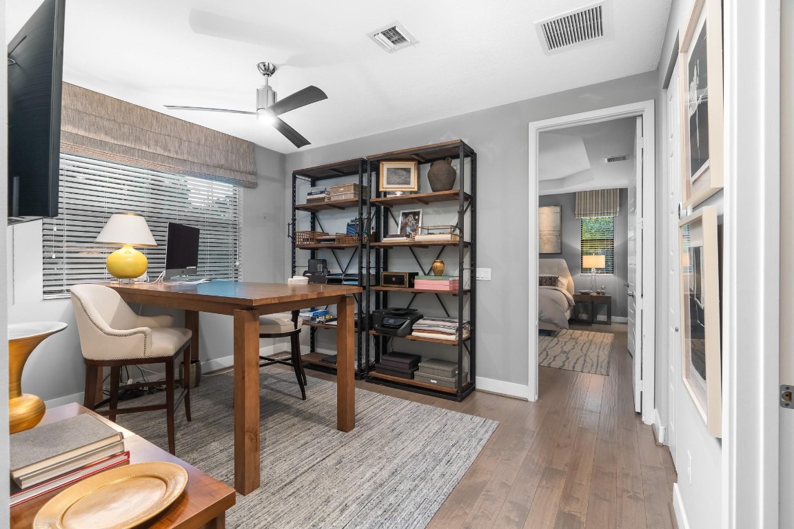 CROISSANT PARK TOWN HOMES - Residential