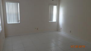 ABERDEEN / COVES - Residential