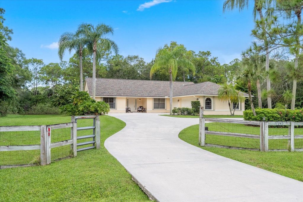 Photo of 17243 Alexander Run, Jupiter, FL 33478 (MLS # R10921471)