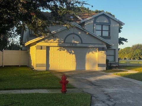 3858 Circlr Lake Dr Drive West Palm Beach FL 33417
