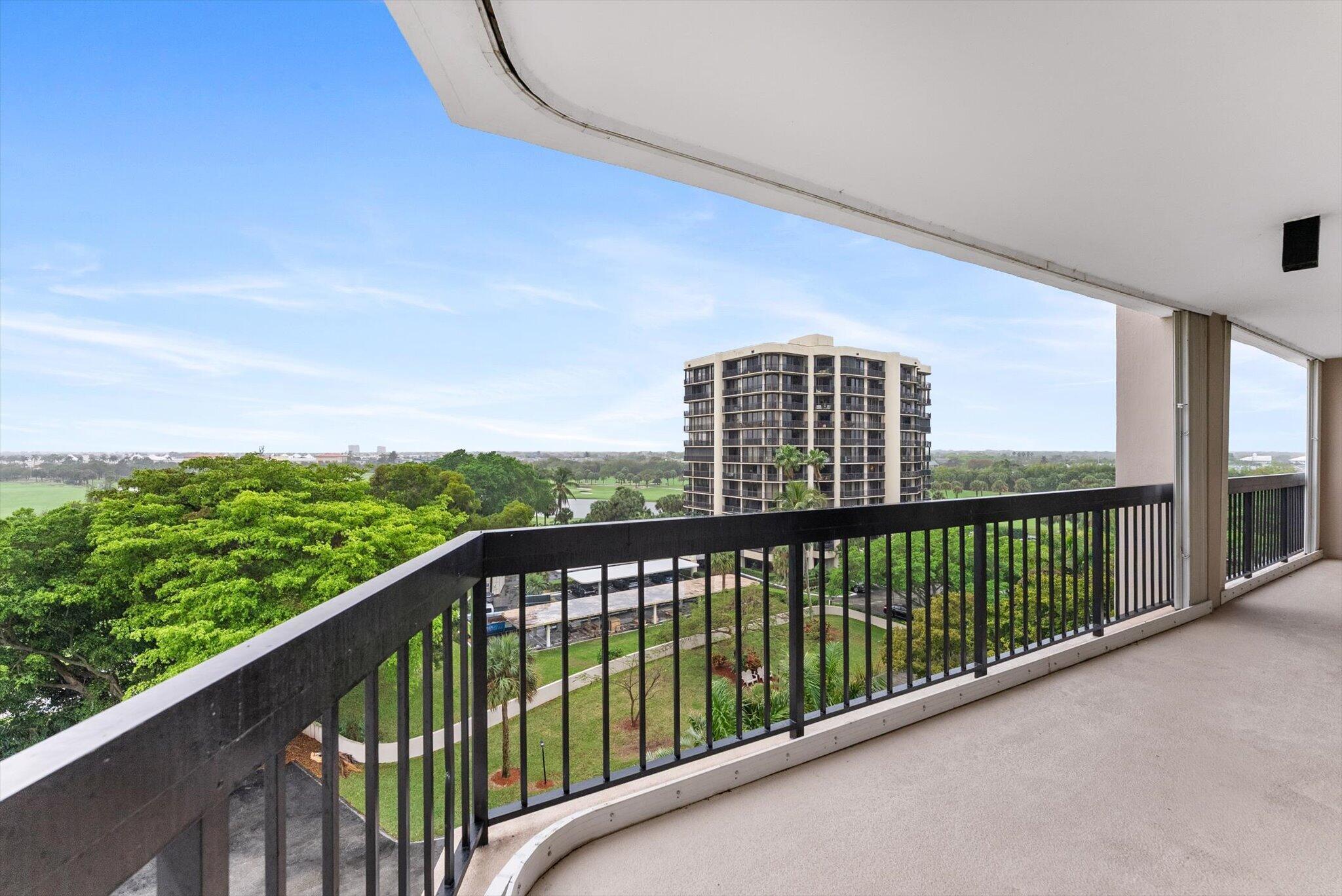 LANDS OF THE PRESIDENT CONDO 7 - Residential Lease