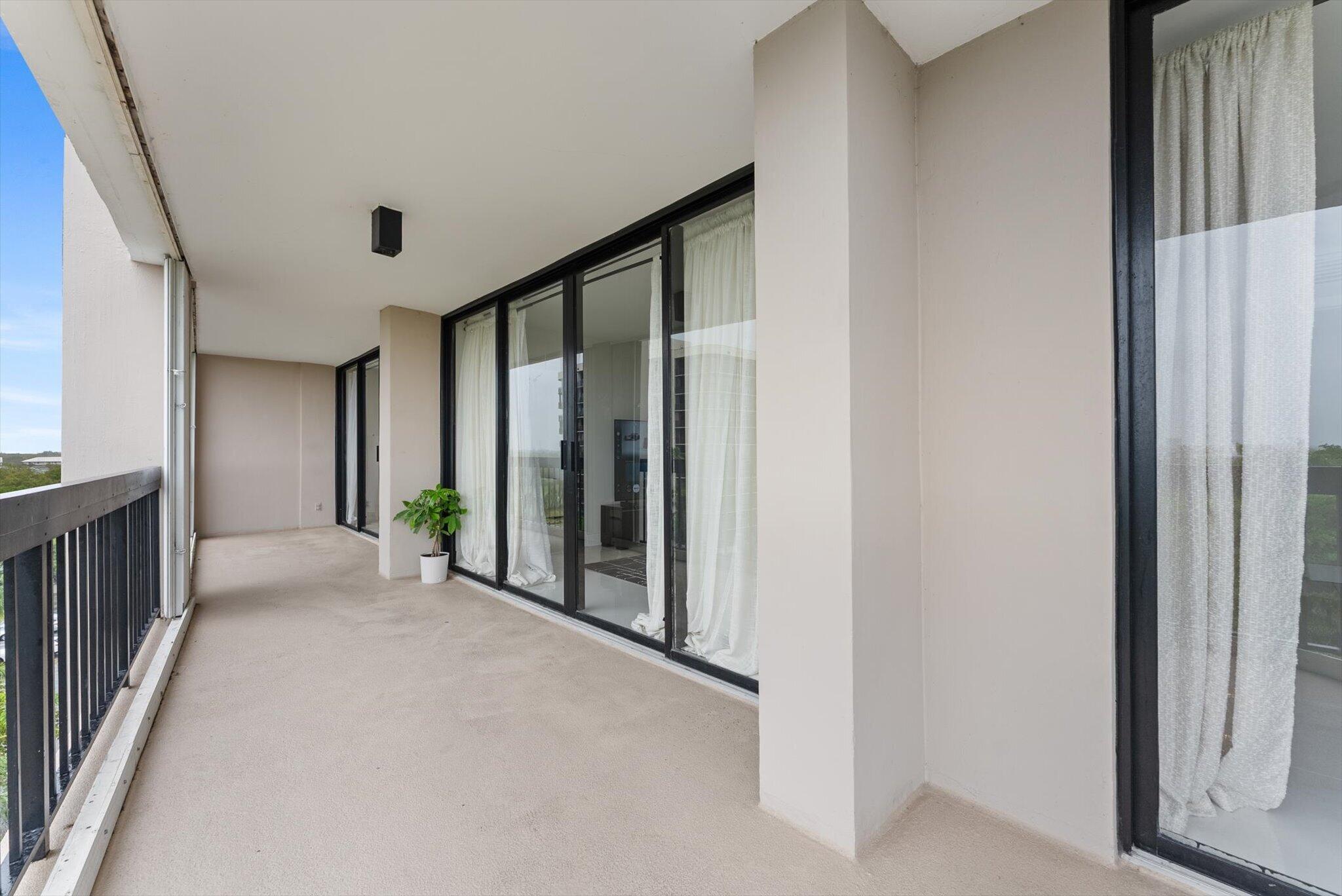 LANDS OF THE PRESIDENT CONDO 7 - Residential Lease