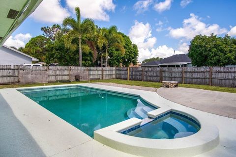 A home in Port St Lucie