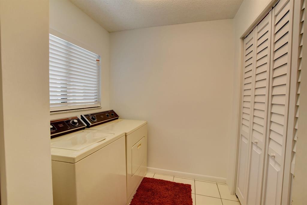 Lakes of Delray - Residential