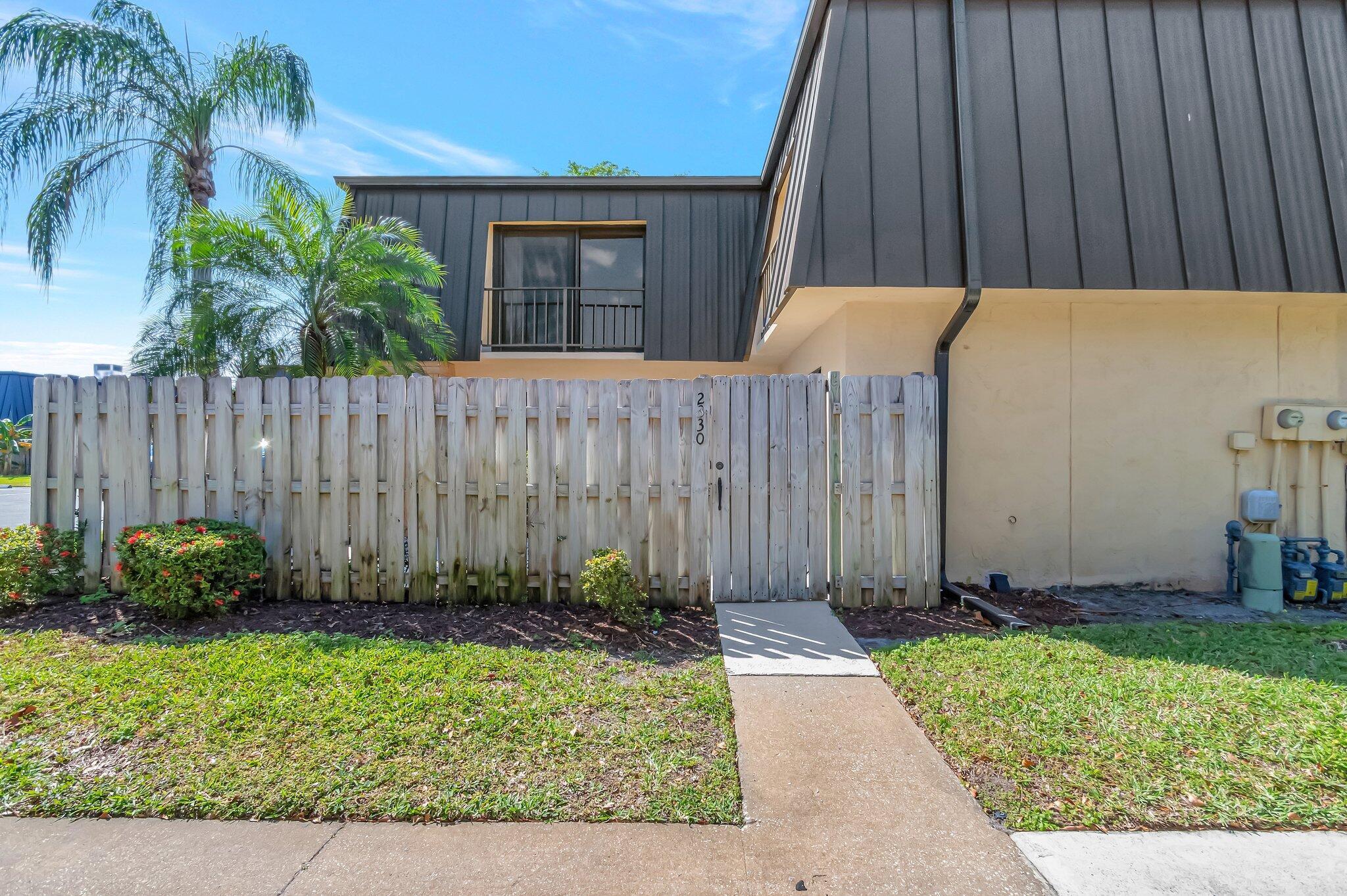 2330 Waterside Drive 33-C