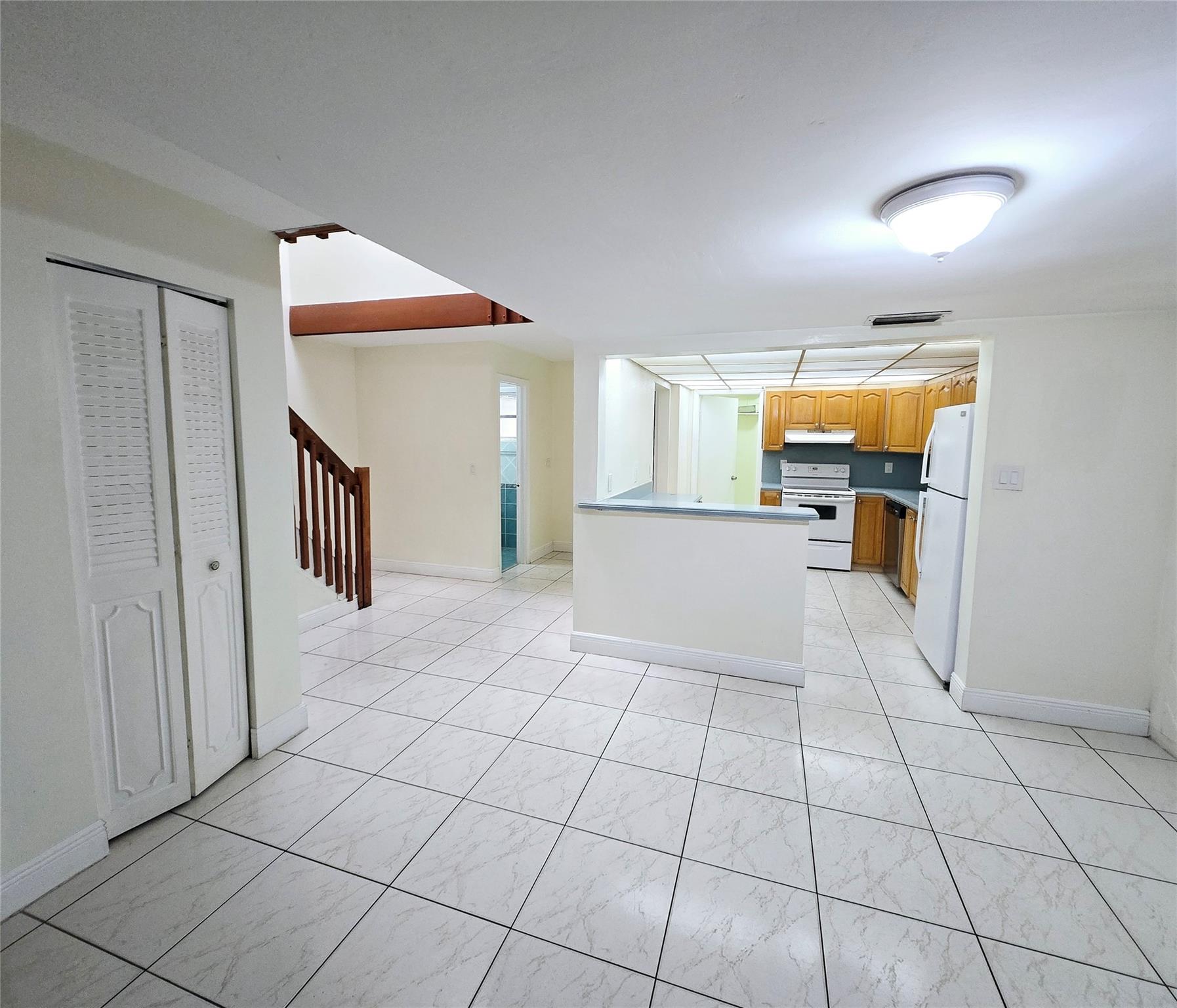 2233 Nova Village Dr 2233