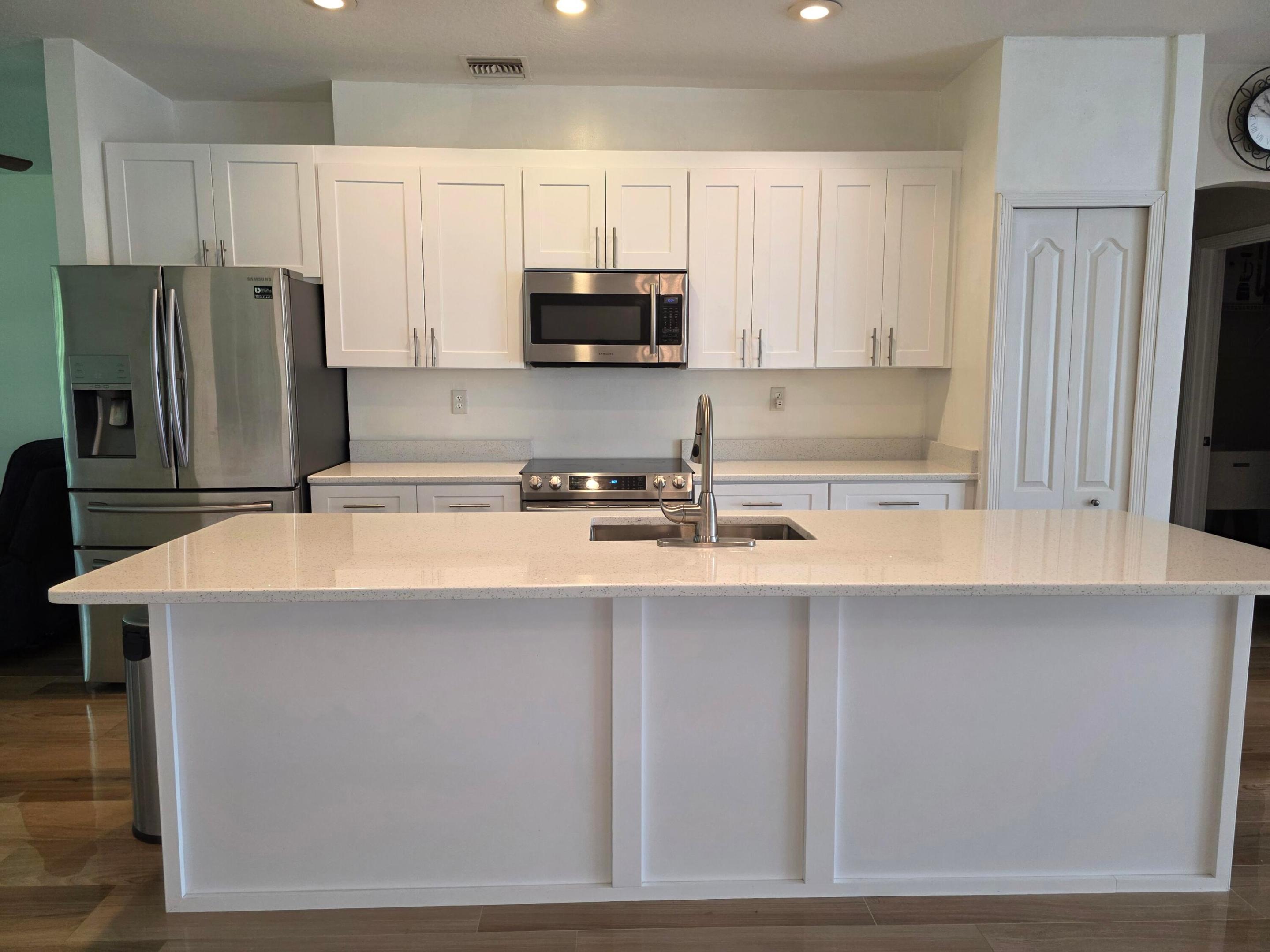 OLEANDER PINES - Residential