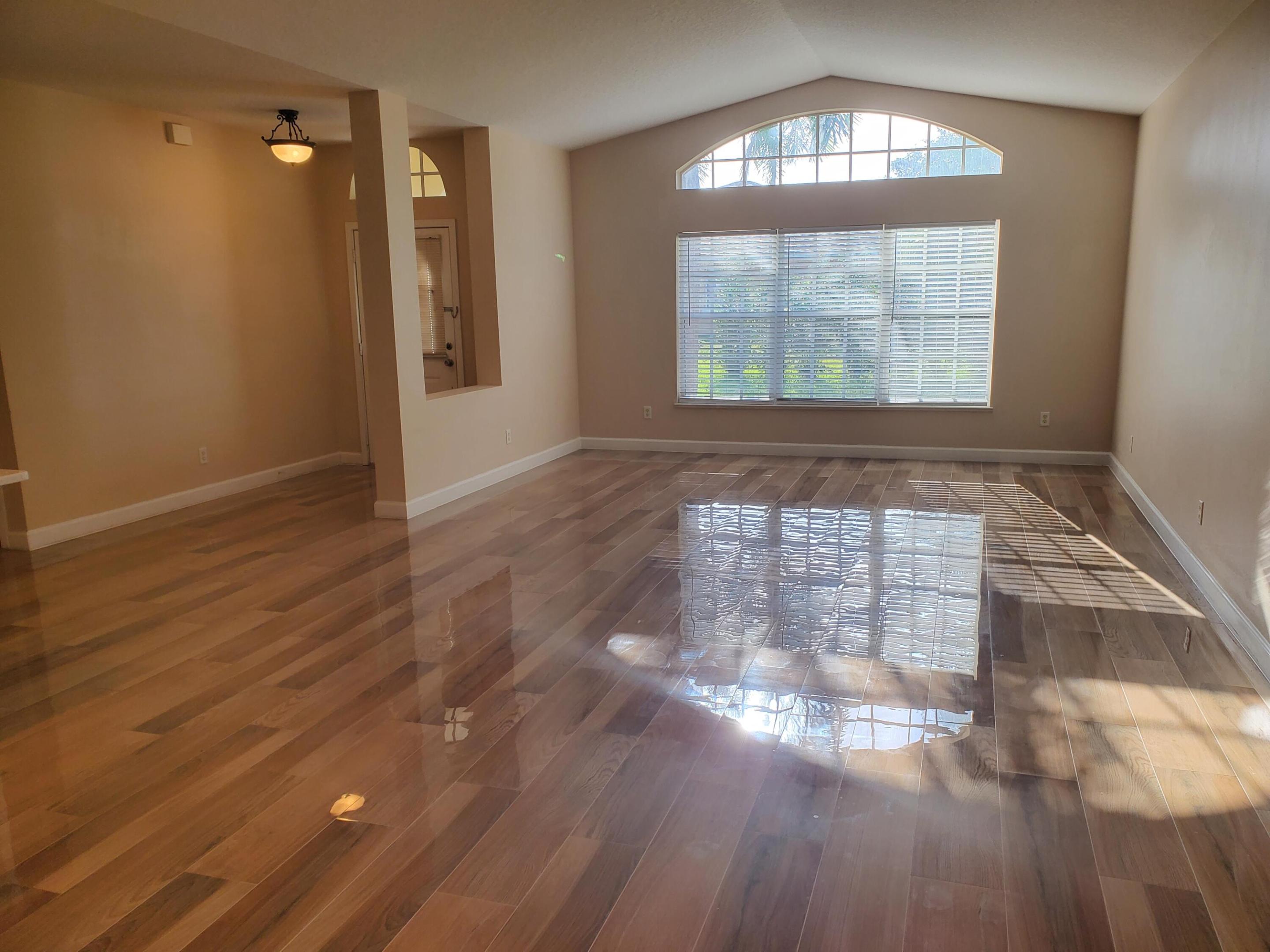 OLEANDER PINES - Residential