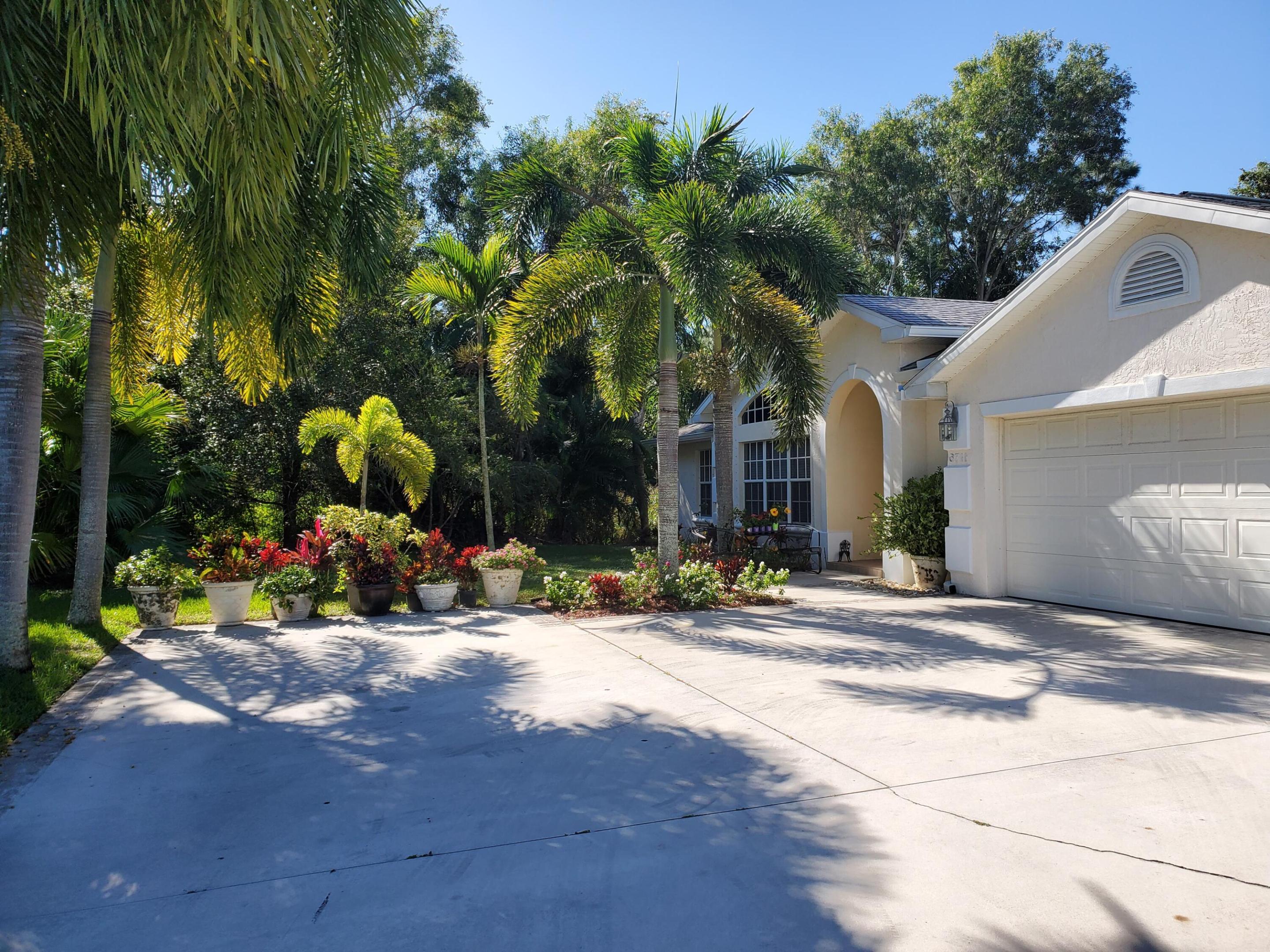 OLEANDER PINES - Residential