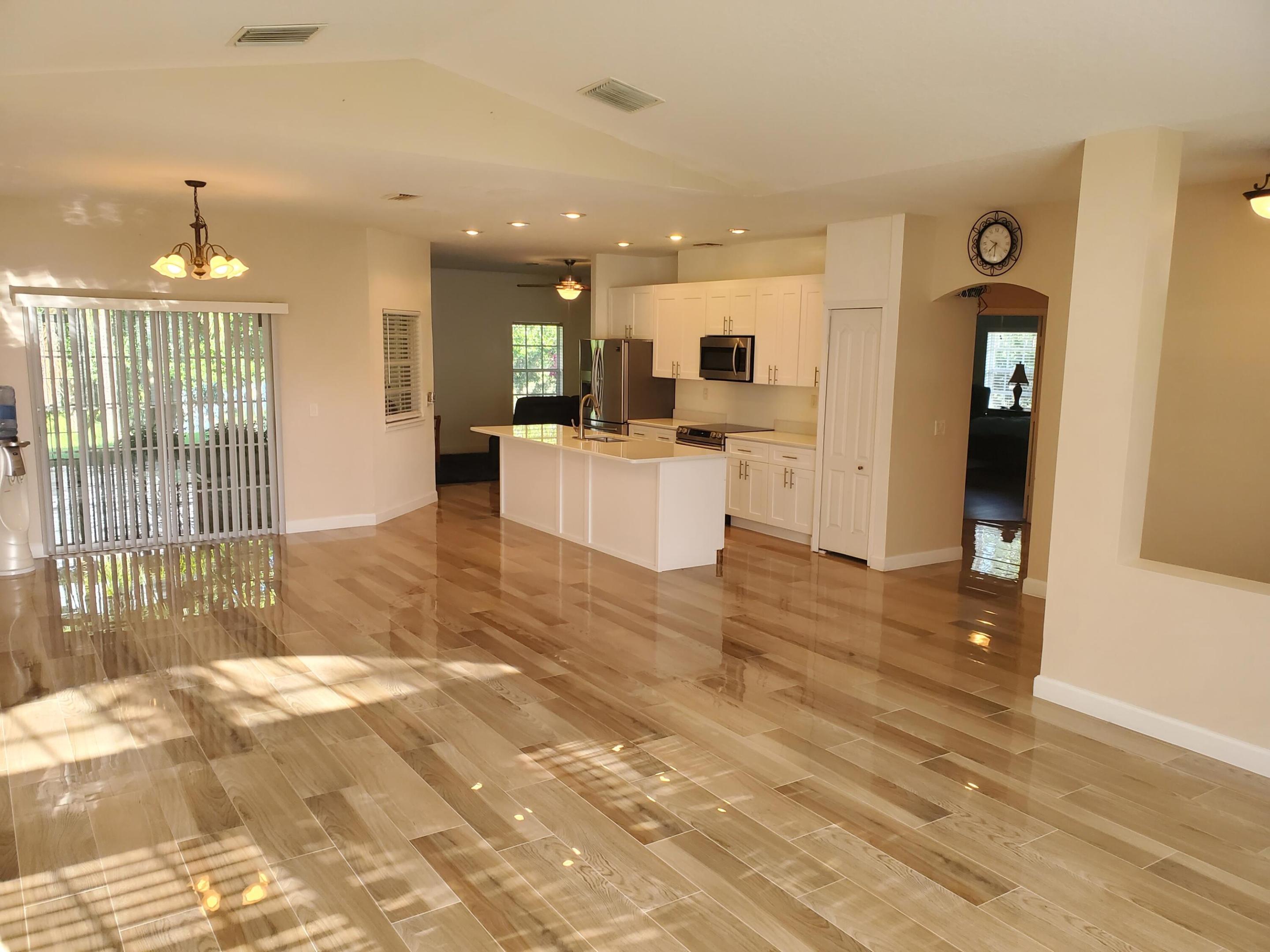 OLEANDER PINES - Residential