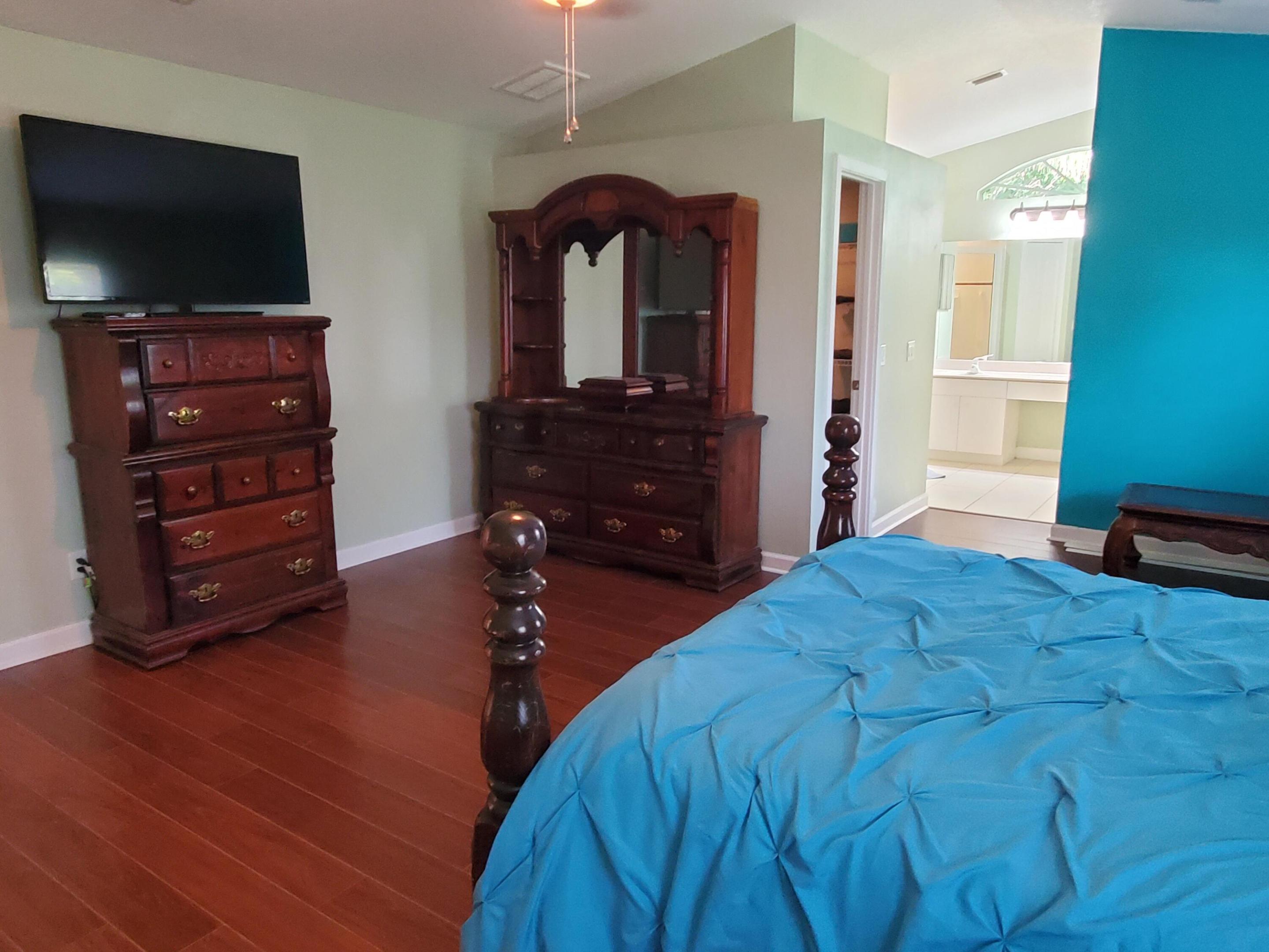 OLEANDER PINES - Residential