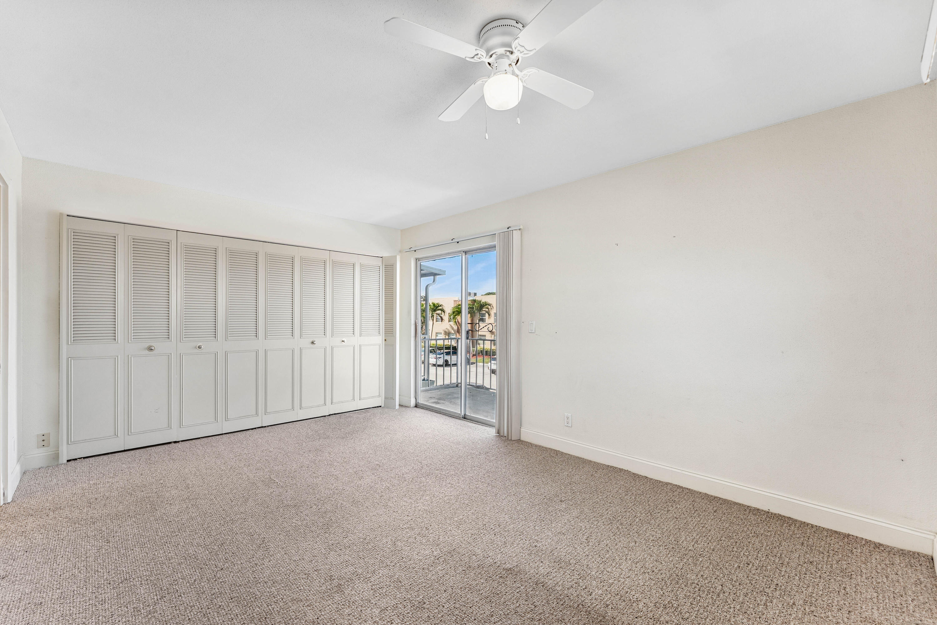 KINGS POINT FLANDERS CONDOS - Residential