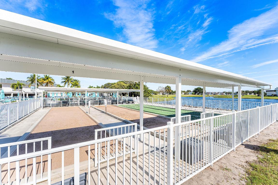 KINGS POINT FLANDERS CONDOS - Residential