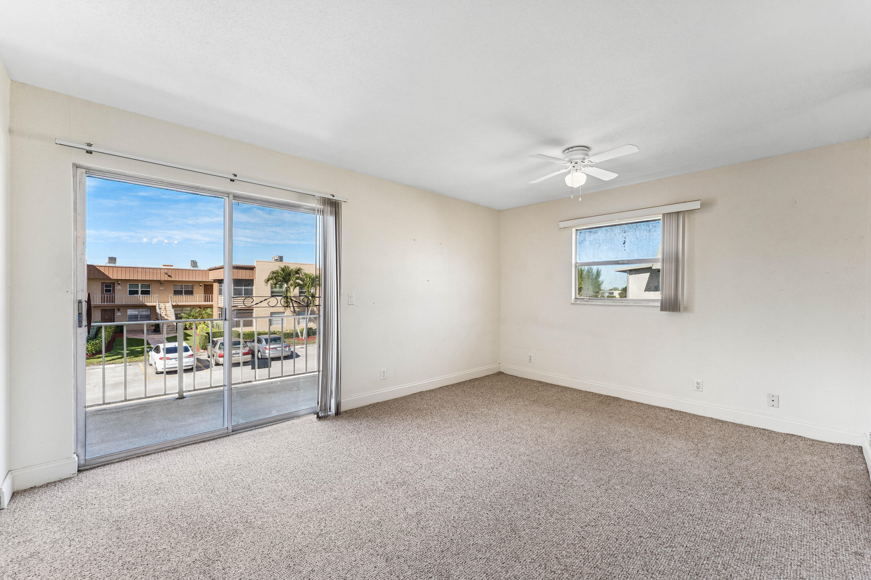 KINGS POINT FLANDERS CONDOS - Residential