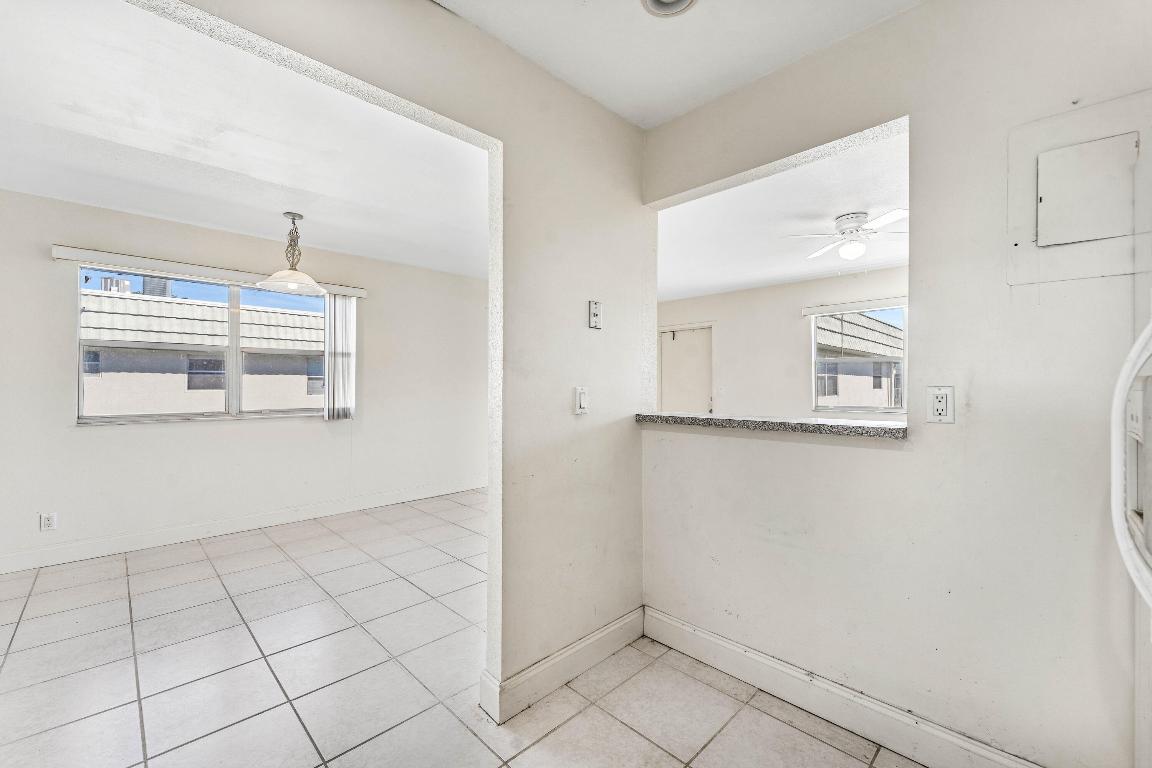 KINGS POINT FLANDERS CONDOS - Residential