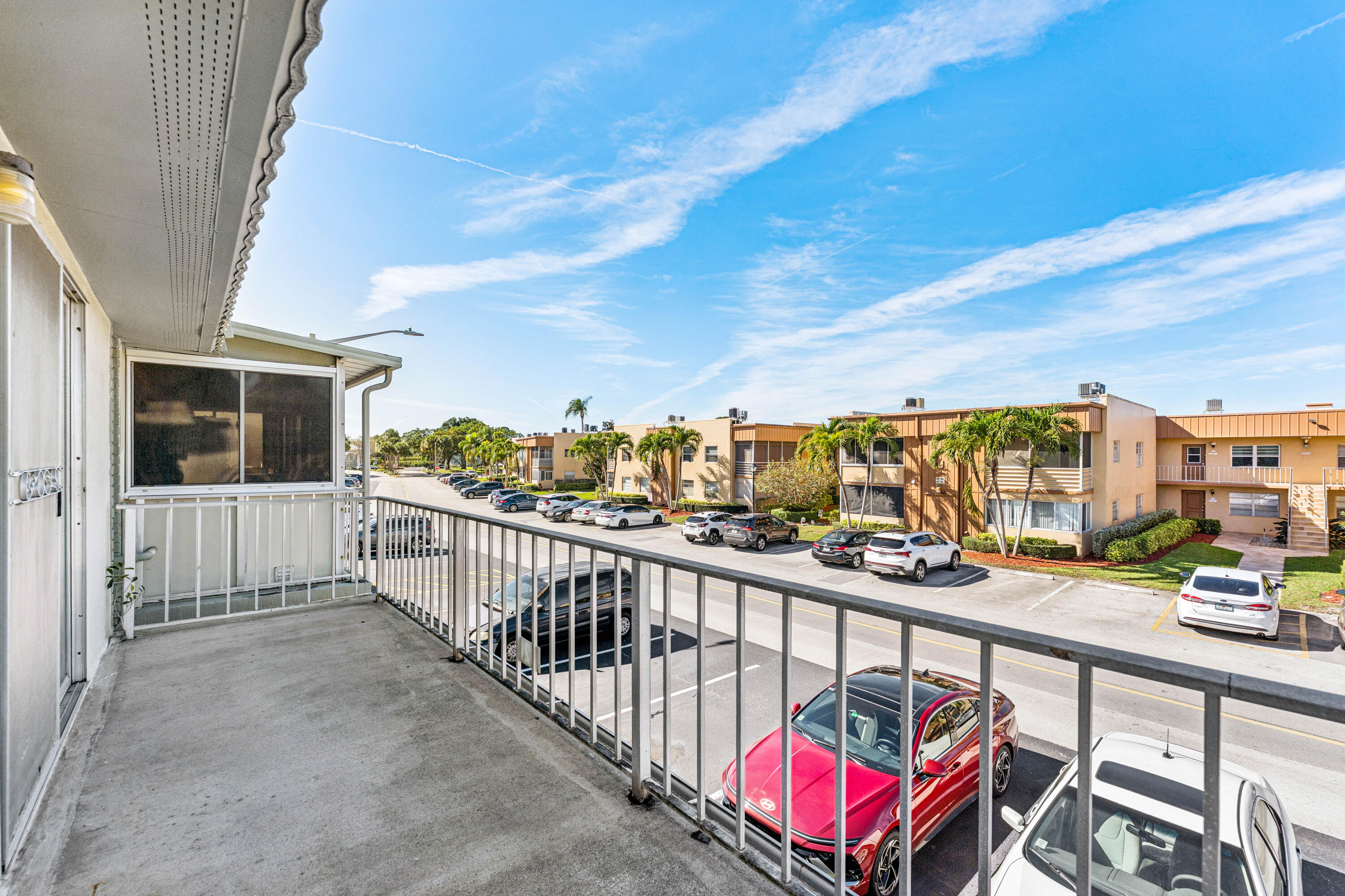 KINGS POINT FLANDERS CONDOS - Residential