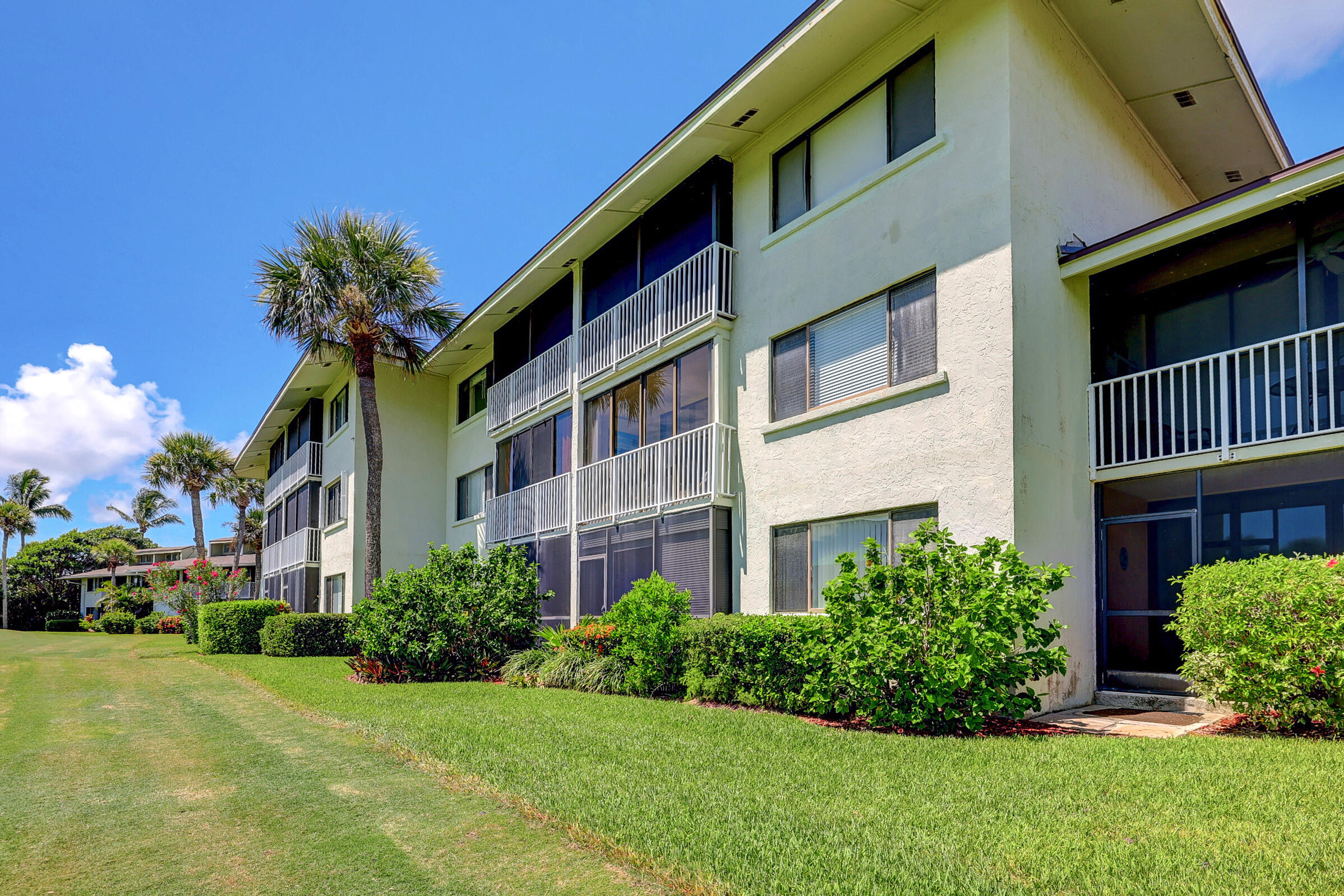 OCEAN VILLAGE - Residential