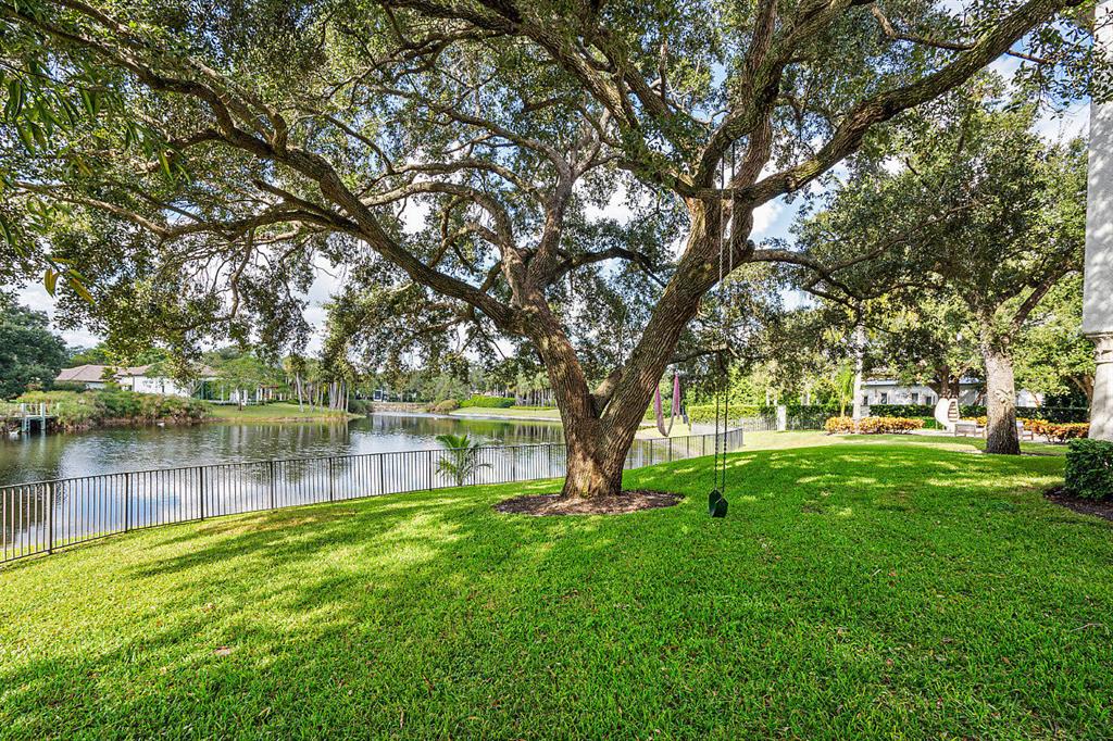 FOXE CHASE - Residential