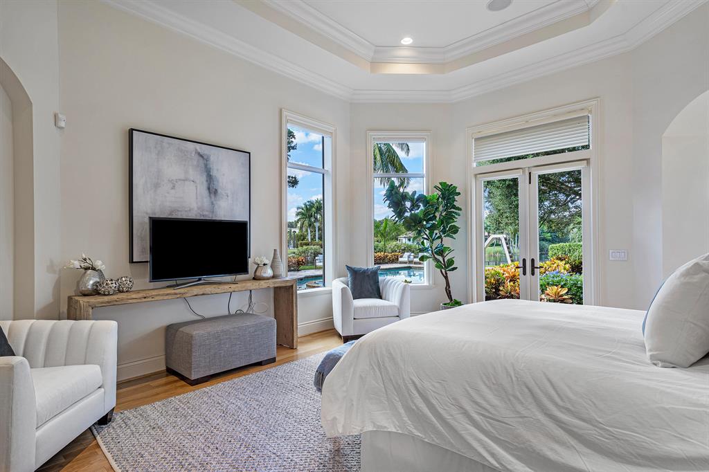 FOXE CHASE - Residential