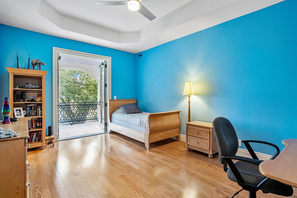 FOXE CHASE - Residential