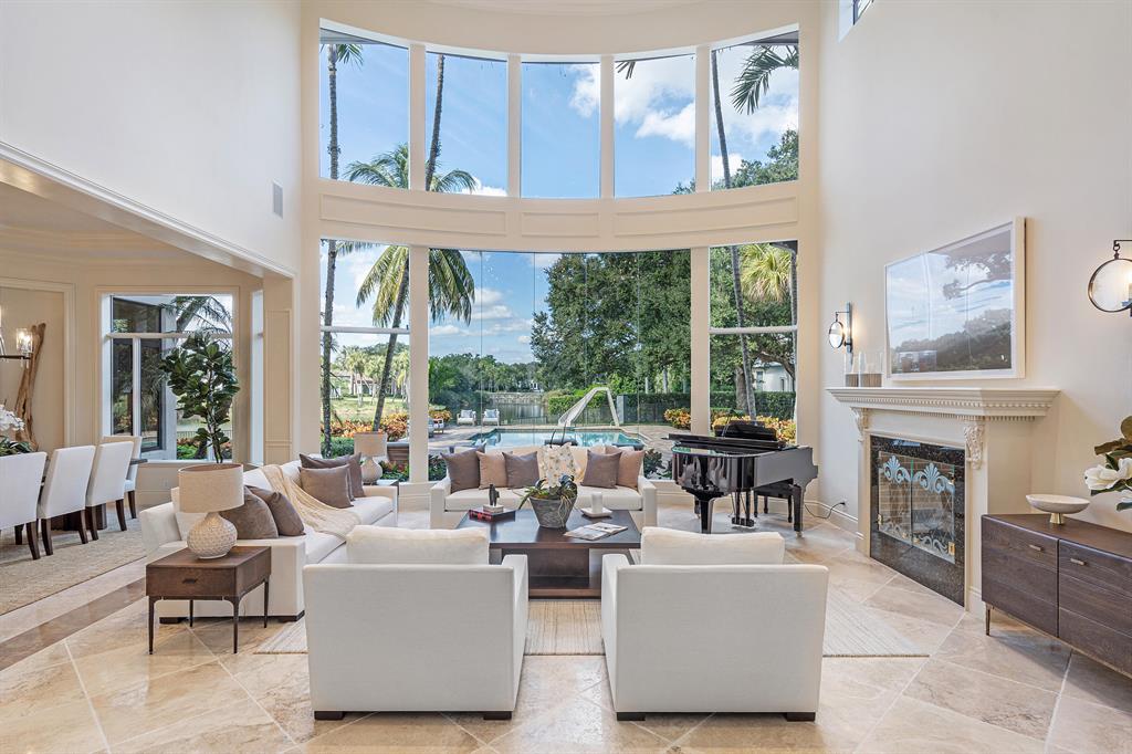 FOXE CHASE - Residential