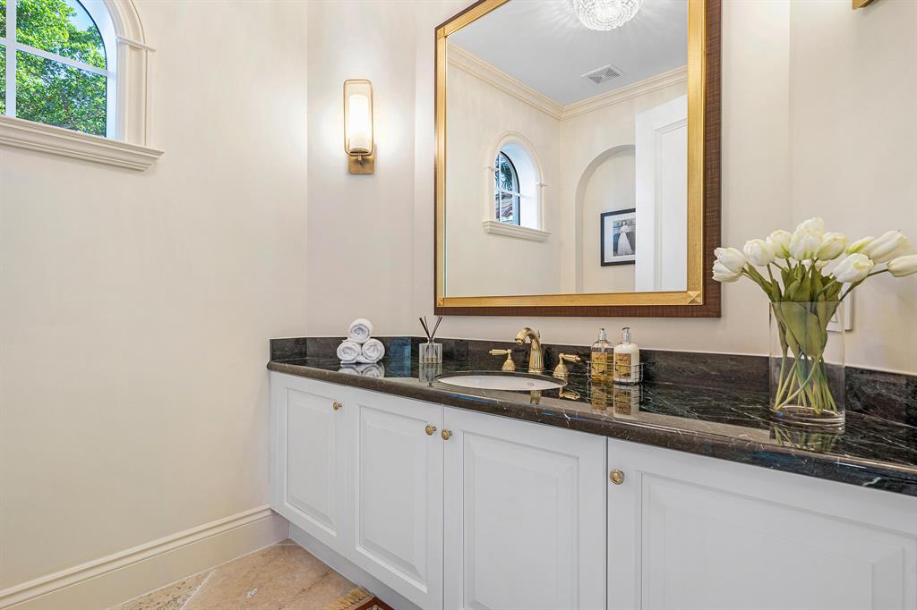 FOXE CHASE - Residential