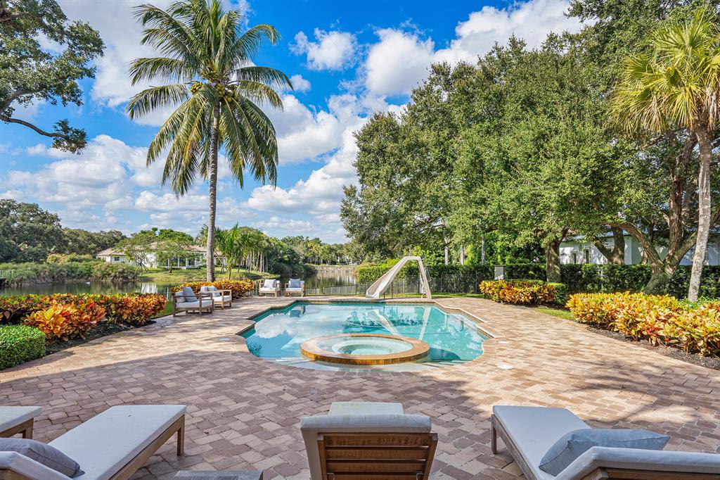 FOXE CHASE - Residential