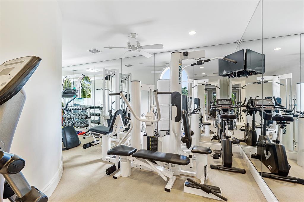 FOXE CHASE - Residential